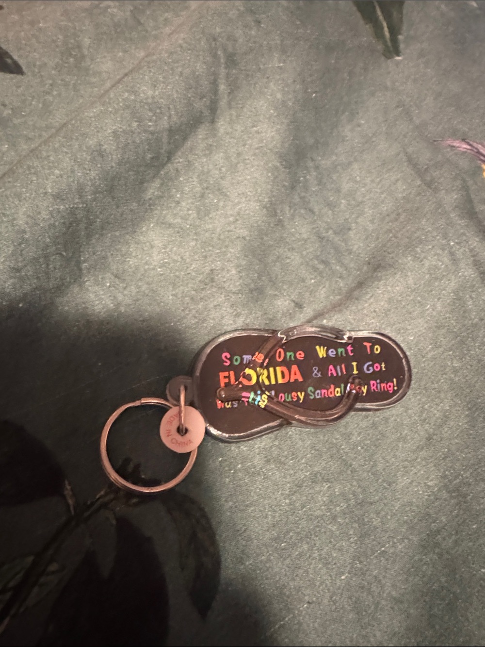 Novelty Flip Flop Keychain - Black "Florida" Design